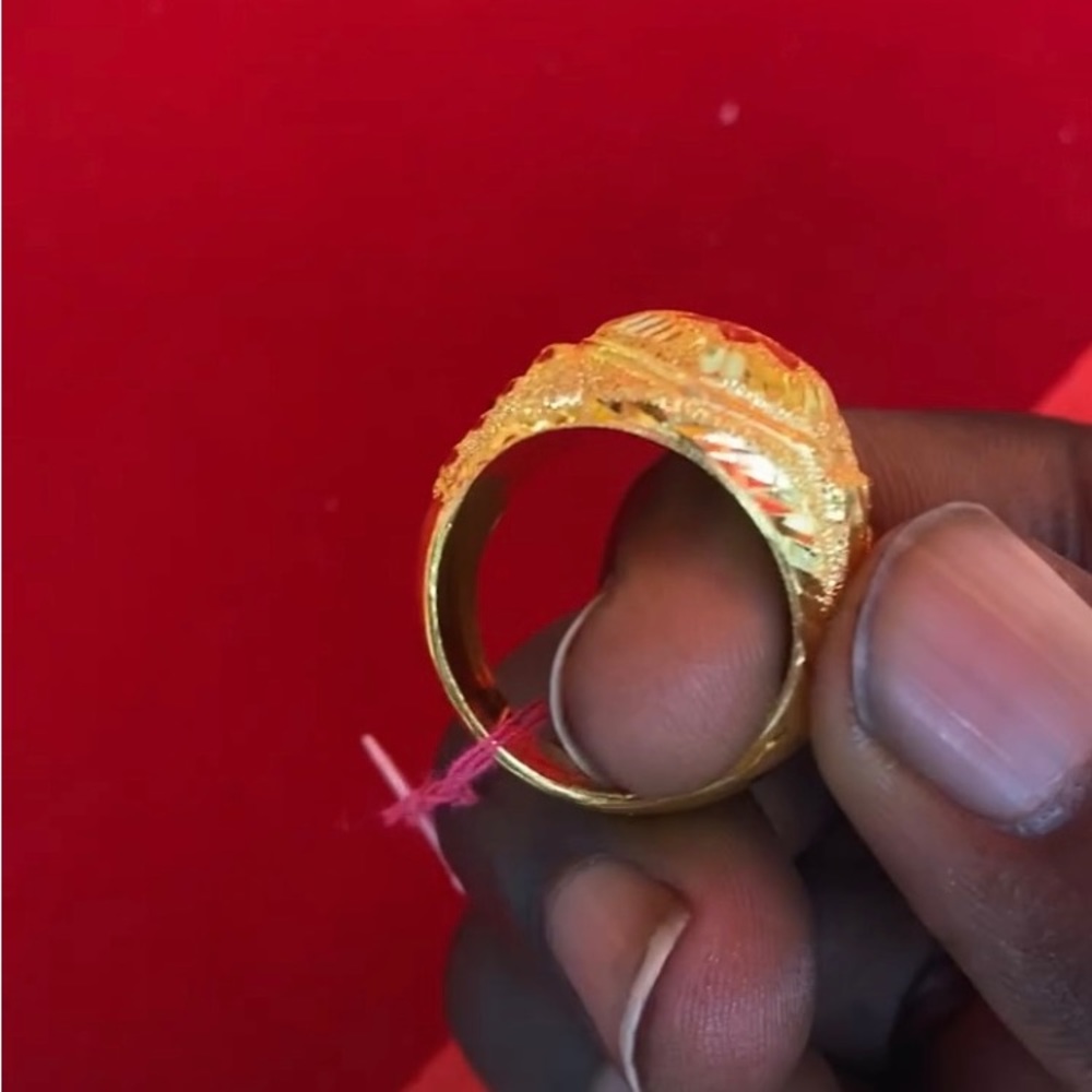 75k Solid Gold 15.16 Grams Men Ring